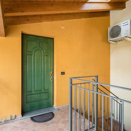 Appartamento Porta Verde Osio Sopra Озио Сото Екстериор снимка