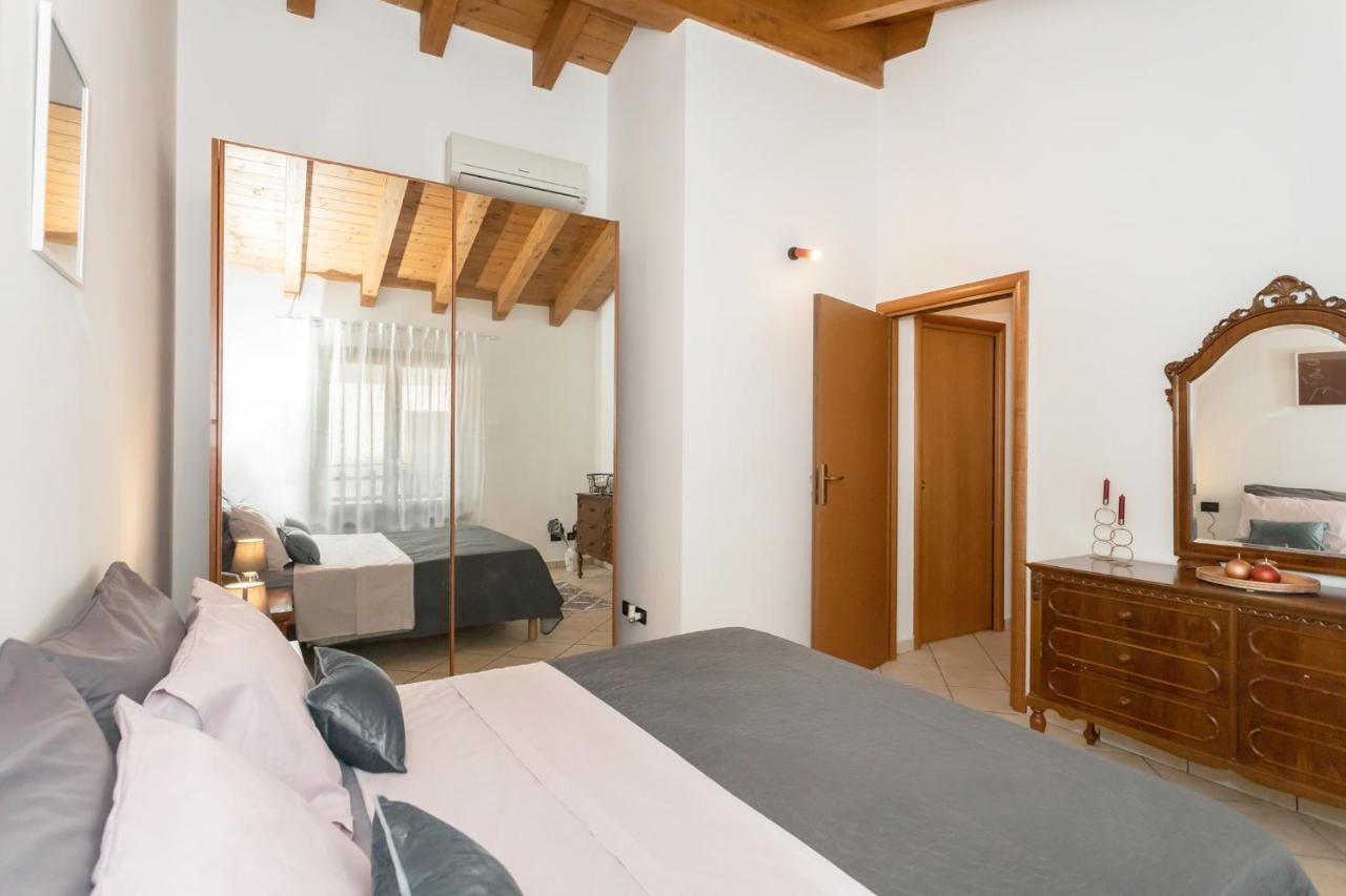 Appartamento Porta Verde Osio Sopra Озио Сото Екстериор снимка